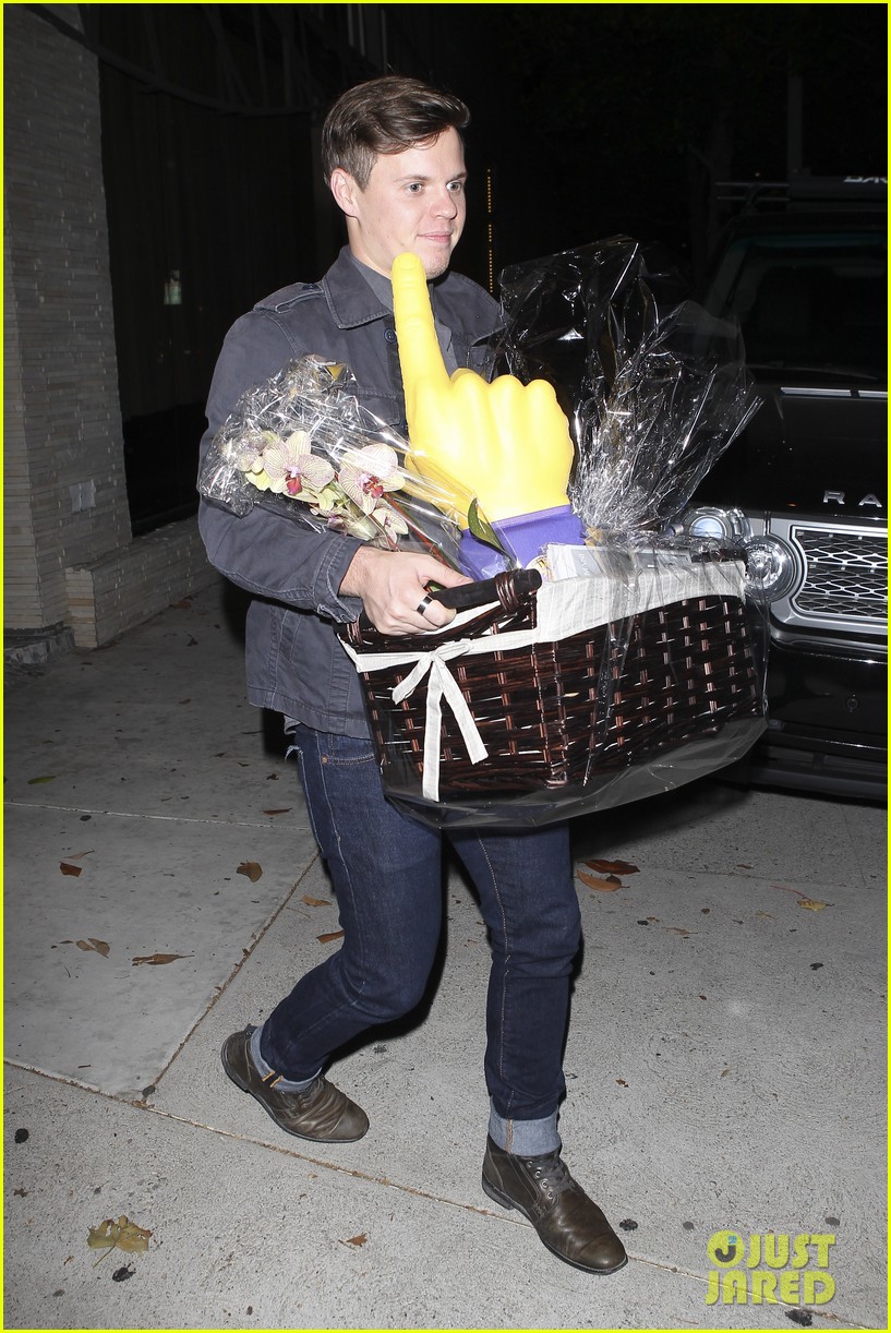katy perry birthday bash with family friends 11