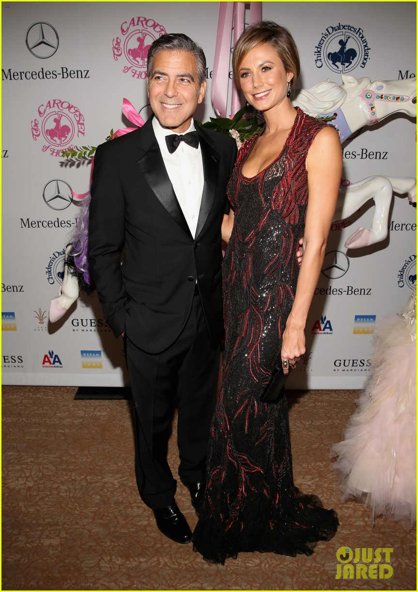 george clooney carousel of hope with stacy keibler 01