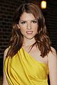 anna kendrick late show with david letterman visit 04