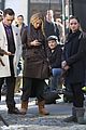 blake lively gossip girl set with leighton meester ed westwick 01