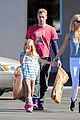 gwyneth paltrow chris martin toys r us with the kids 11