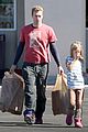 gwyneth paltrow chris martin toys r us with the kids 15