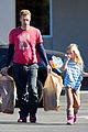 gwyneth paltrow chris martin toys r us with the kids 21