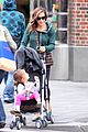 sarah jessica parker school stroll with the twins 01