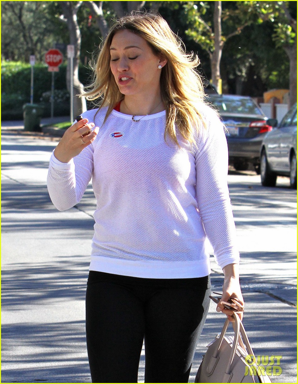 dianna agron hilary duff ladies who vote 172752130