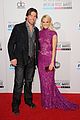 carrie underwood amas red carpet 03