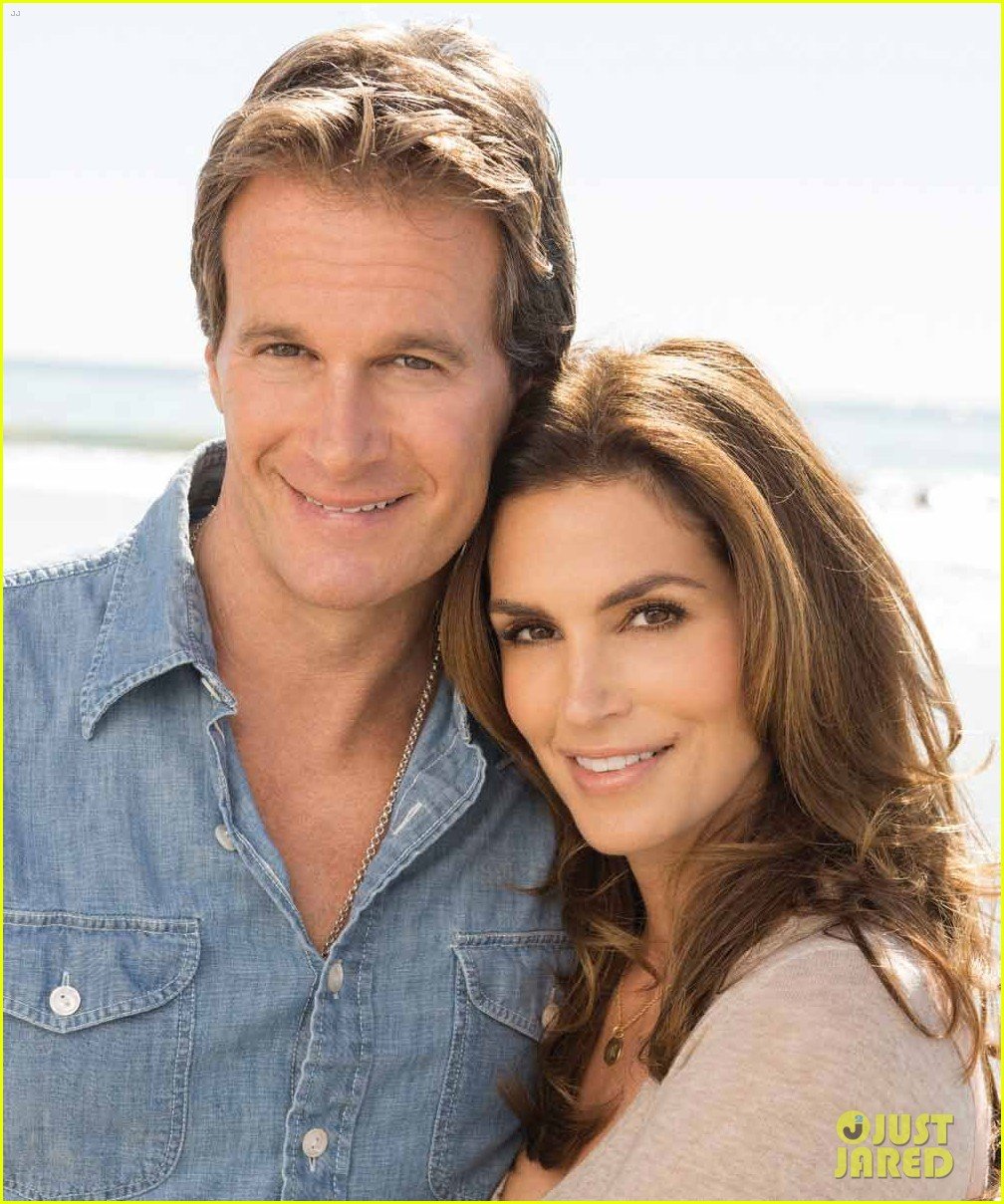 Clooney & Stacy Keibler Thanksgiving in Mexico! Photo 2762366