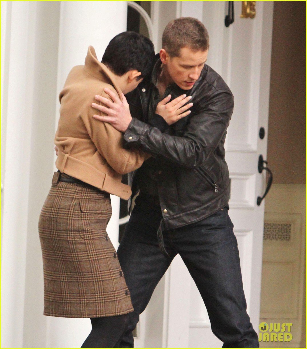 josh dallas protects ginnifer goodwin on once upon a time set 02