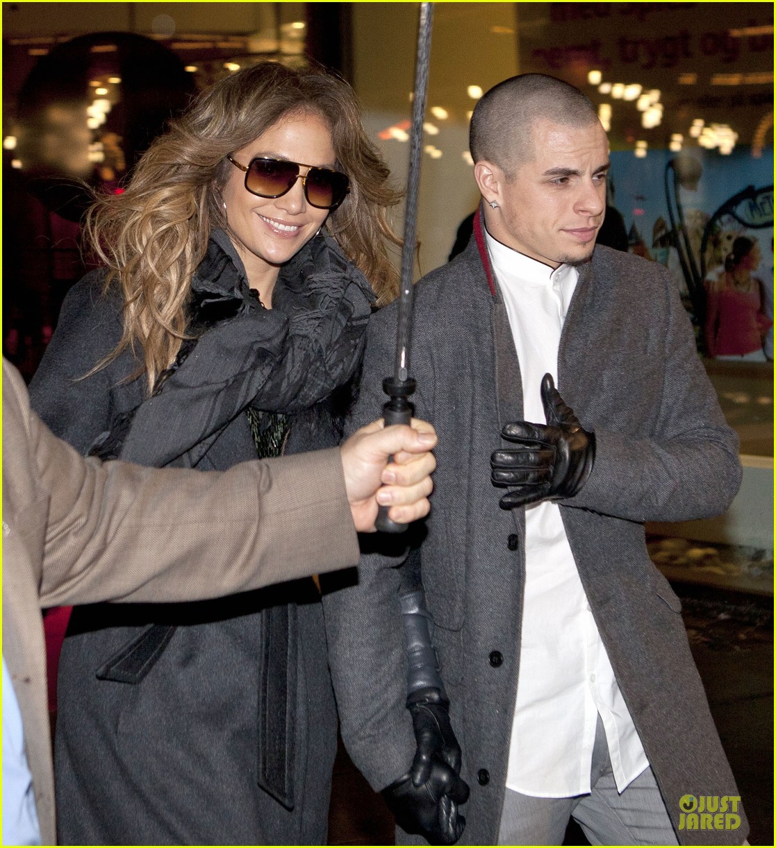 Jennifer Lopez & Casper Smart Date Night in Denmark! Photo 2751083(01)
