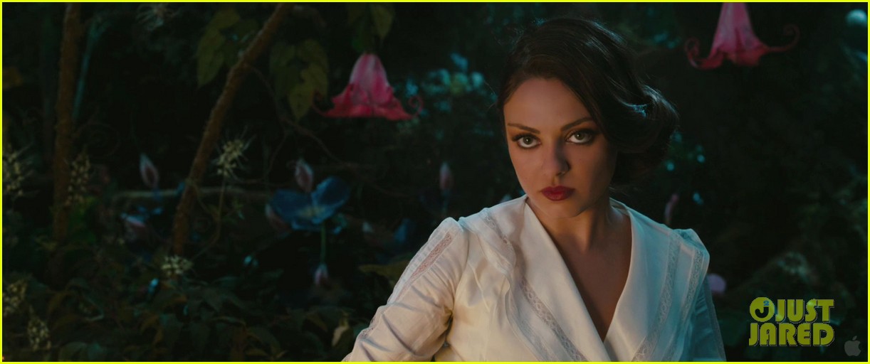 james franco mila kunis oz the great and powerful trailer 03