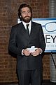 jake gyllenhaal new eyes for the needy gala honoree 13