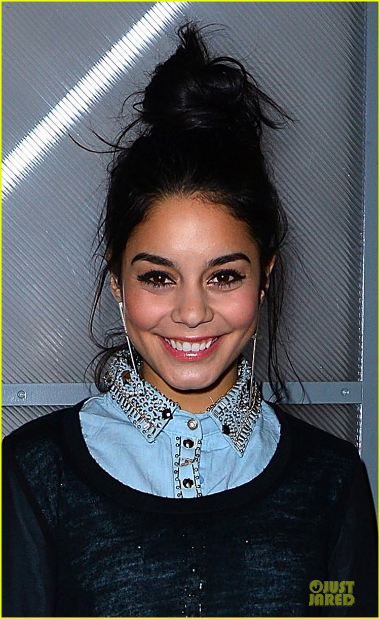 Vanessa Hudgens Hurricane Sandy Celebrity Telethon Fundraiser! Photo