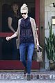 january jones cecconis lunch with friends 11