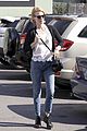 january jones cecconis lunch with friends 27