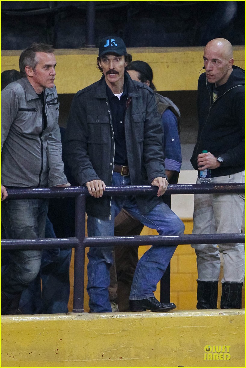 matthew mcconaughey wants a cheeseburger after dallas buyers club wraps 092759624