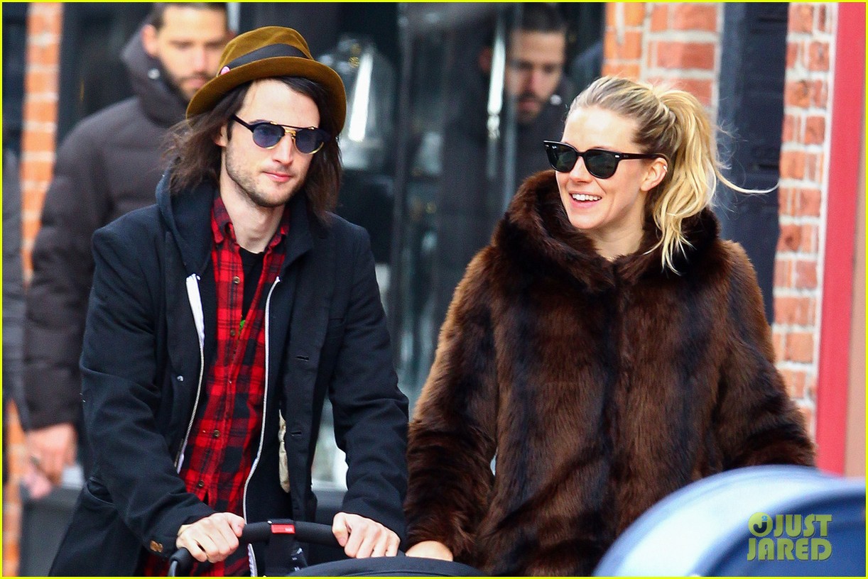 Sienna Miller & Tom Sturridge Sunday Stroll with Baby Marlowe! Photo