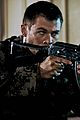 chris hemsworth red dawn exclusive images 05