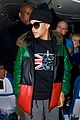 rihanna emerges on 777 tour flight to nyc first pics 11