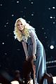 carrie underwood begin again live performance at cmas watch now 01