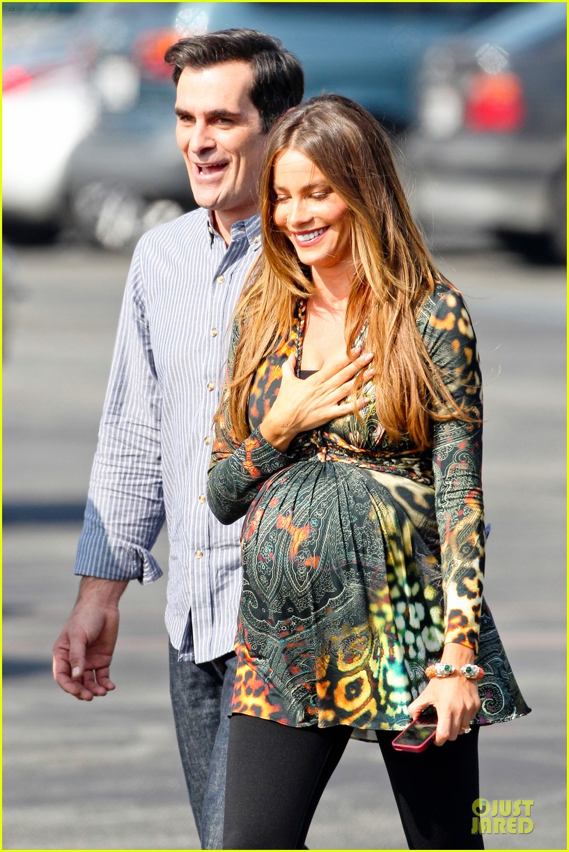 sofia vergara st jude thanks and giving campaign supporter 172750370