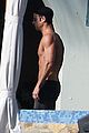 jennifer aniston bikini sunbathing with shirtless justin theroux 23
