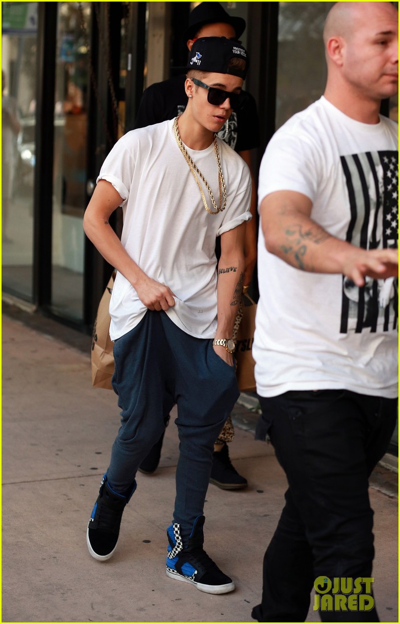 Justin Bieber Rocks His Drew House Brand With Breathable Nikes
