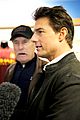 tom cruise jack reacher promotion at the manchester derby 04