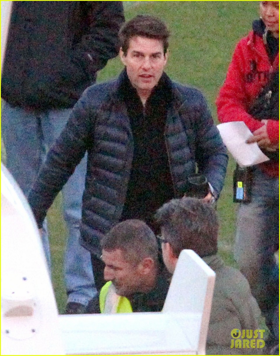 tom cruise is a fantastic jack reacher says writer lee child 08