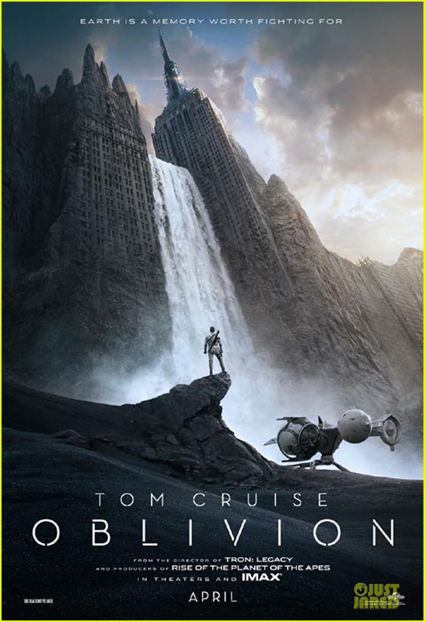 tom cruise newly released oblivion poster 052771761