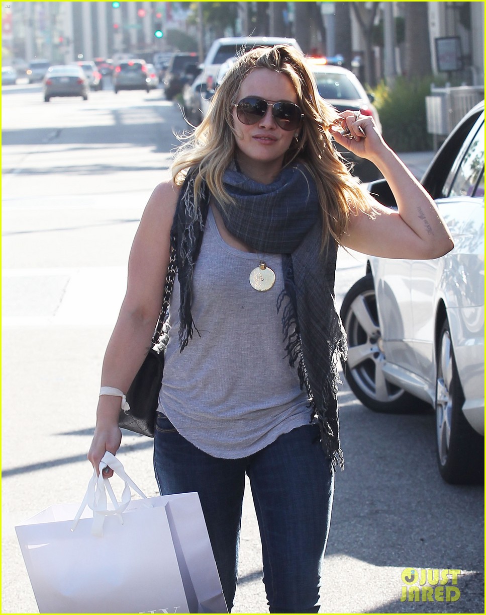 hilary duff liberated from hair extensions 082773380