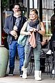 hilary duff mike comrie shopping baby luca 01