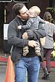 hilary duff mike comrie shopping baby luca 12