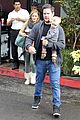 hilary duff mike comrie shopping baby luca 17