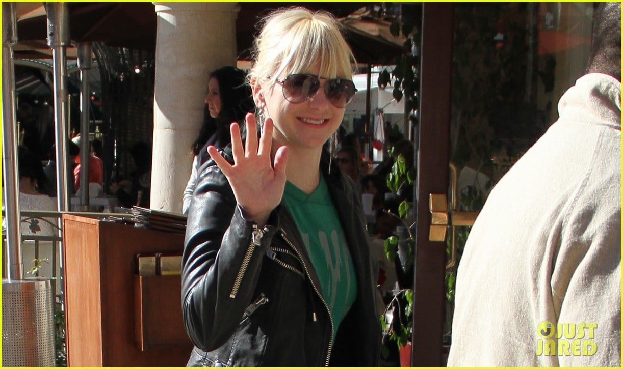 anna faris reveals her baby weight loss solution 02