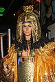 heidi klum cleopatra at holiday costume party 02