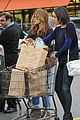 eva mendes grocery shopping with a gal pal 16