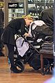 anna paquin stephen moyer holiday shopping with the twins 16
