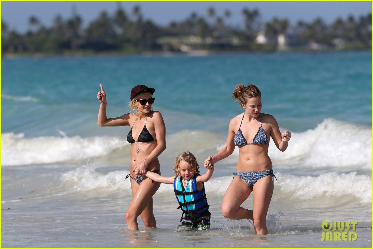 ashlee simpson bikini babe in hawaii 112782218