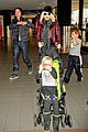 gwen stefani & gavin rossdale holiday travel with the kids 09