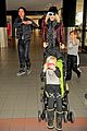 gwen stefani & gavin rossdale holiday travel with the kids 11