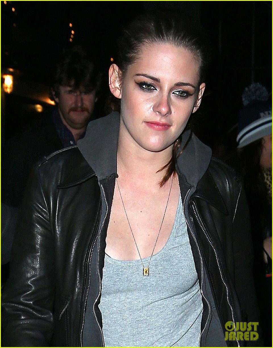 kristen stewart on the road after party 04