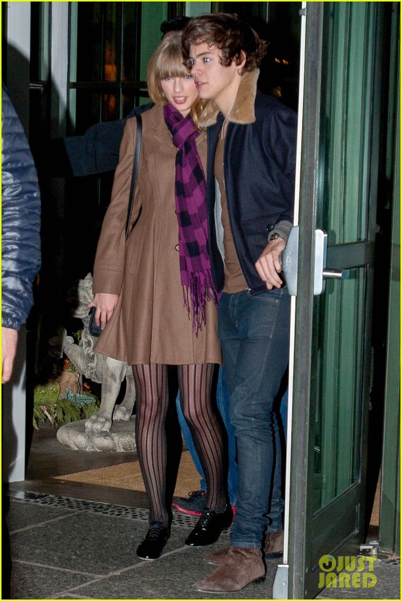 taylor swift harry styles crosby hotel exit 05