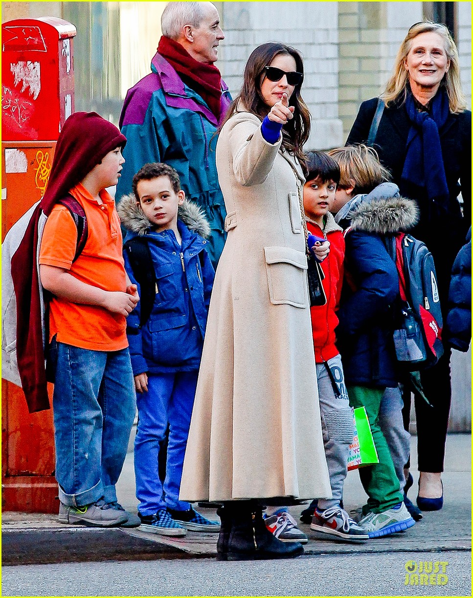 Liv Tyler Milo's Birthday Walk! Photo 2776546 Celebrity Babies, Liv