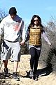 pregnant jenna dewan channing tatum hiking with the dogs 02