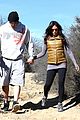 pregnant jenna dewan channing tatum hiking with the dogs 14