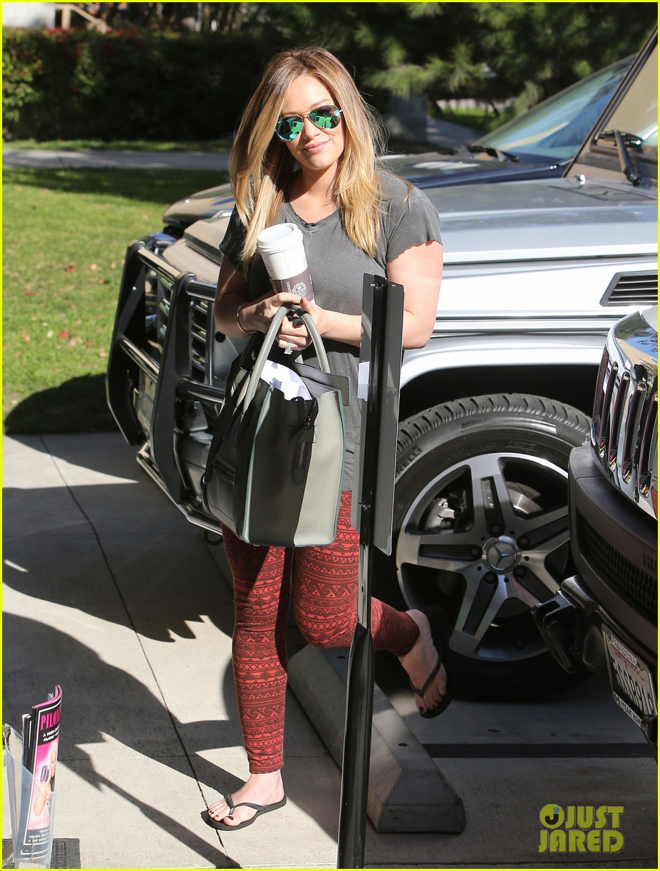 Hilary Duff 'Raising Hope' Guest Star in February! Photo 2797521