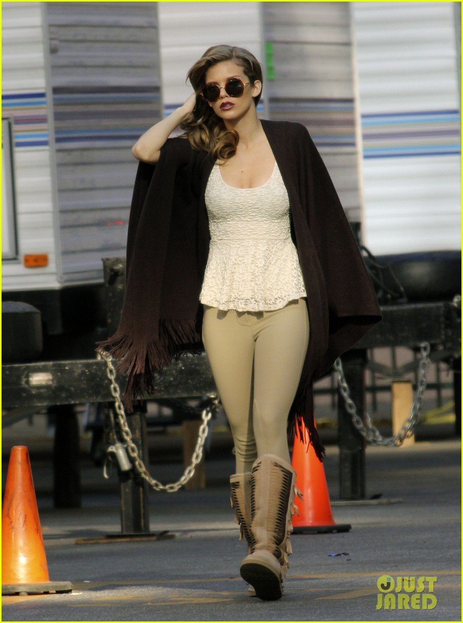 annalynne mccord i could dress up like this every day 13