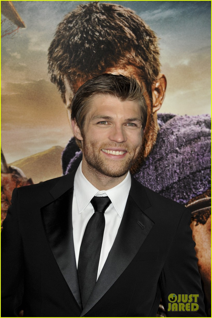 liam mcintyre spartacus war of the damned premiere 23