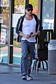 ryan phillippe eats subway reese witherspoon kids shop 10