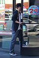 ryan phillippe eats subway reese witherspoon kids shop 12